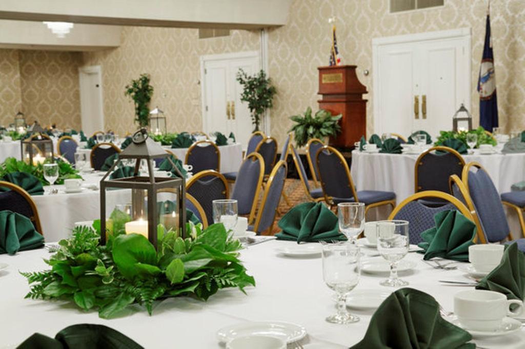 מלון Williamsburg Hospitality House מסעדה תמונה